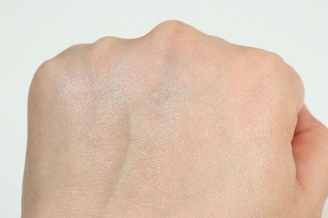 ダイソー 日焼け止めジェル タッチアップ D 仕上がり