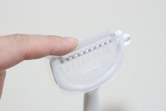 ダイソーの便利なピーラー用 カバーキャップ