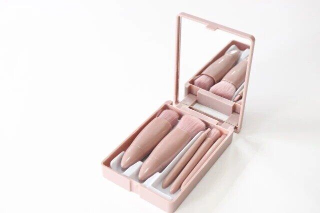 ダイソー 化粧ブラシセット（5本）