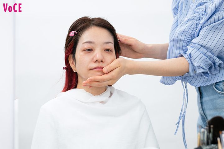 STEP6 クリームを全体に塗り広げる（塗布間隔1分半）