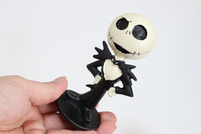 ダイソーのミニチュア置物のジャック・スケリントンのサイズ