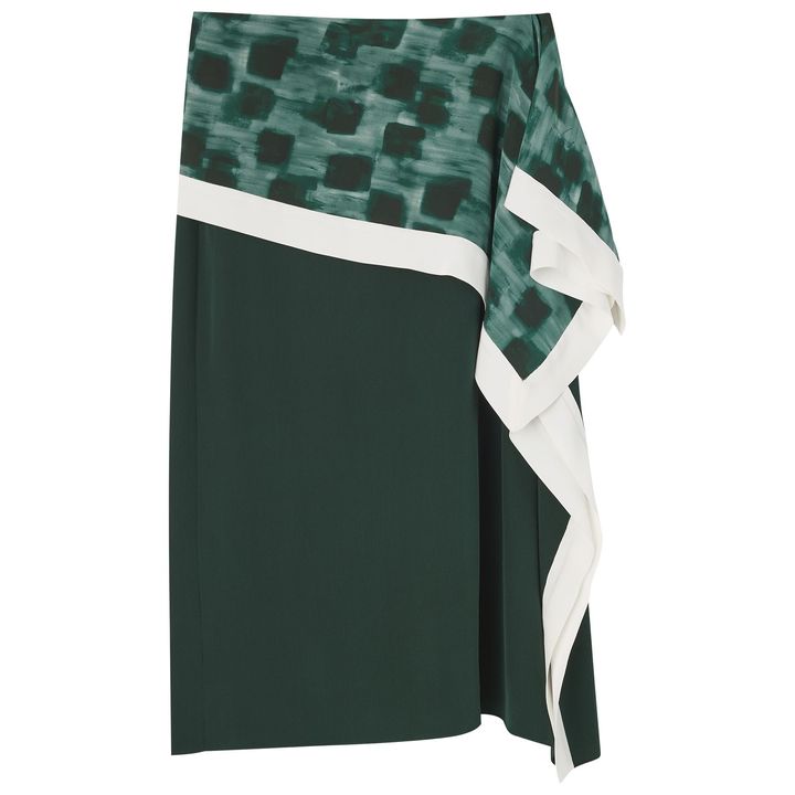 スカート ¥231,000／FERRAGAMO