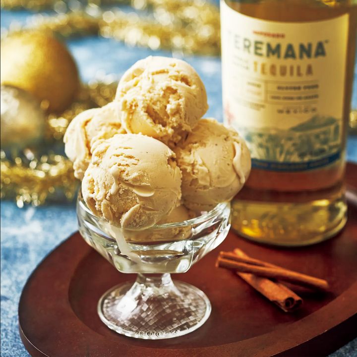 SALT & STRAWのアイス