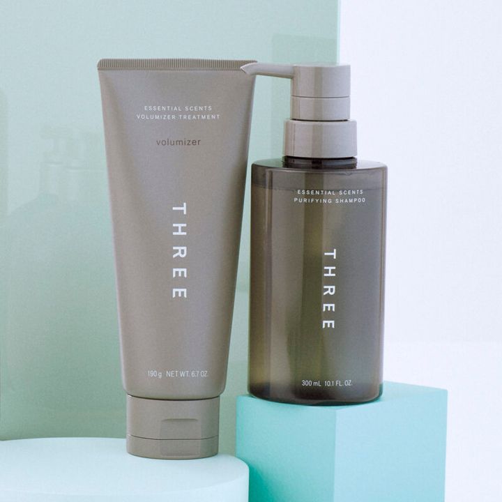 【THREE】エッセンシャルセンツピュリファイング シャンプー&ボリューマイザー トリートメント 300mL 4180円＆190g 4400円（THREE）