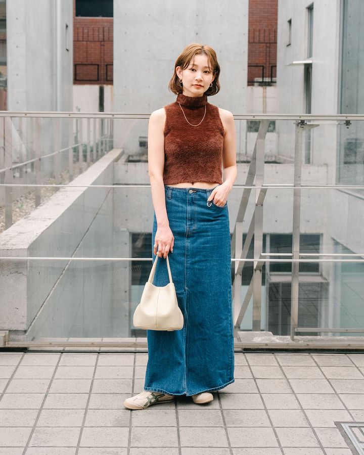 真夏の“ロングスカート”のお手本コーデ5選。オシャレな足元テクにも注目！【TOKYO SNAP】