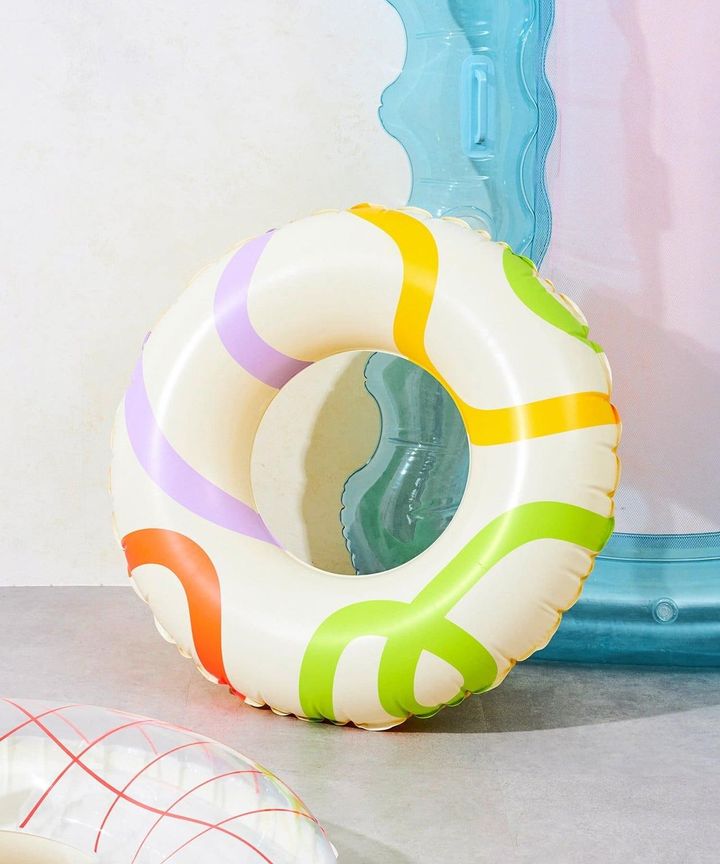 画像1: 出典：3COINS