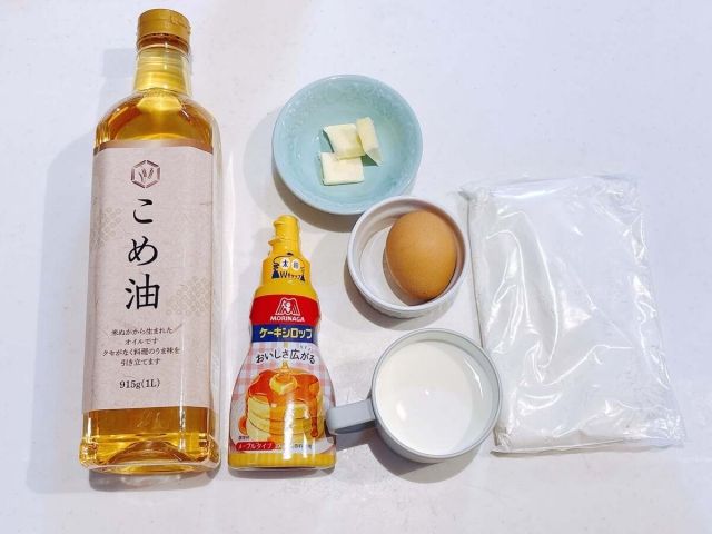 四角い極厚ホットケーキ