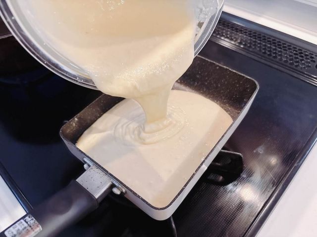 四角い極厚ホットケーキ