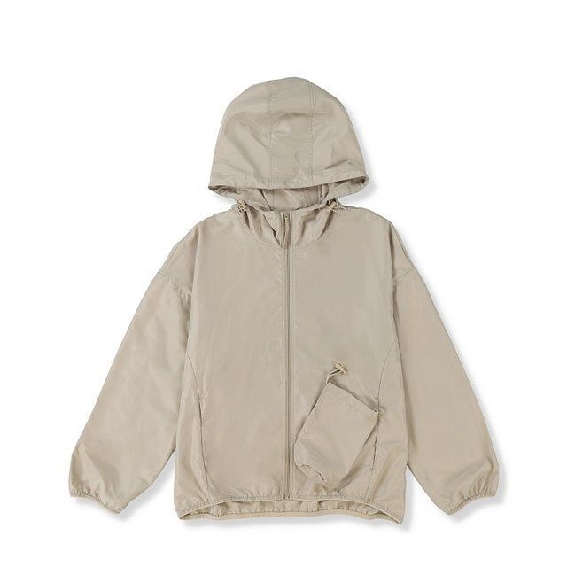 しまむらのフード付きパーカー