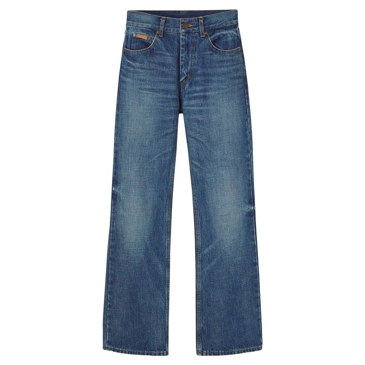 デニムパンツ ¥55,000／FUMIJEAN