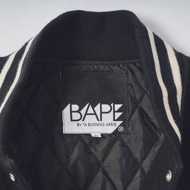 BAPE®のSTAFF-ONLY VARSITY JACKET（2005年）