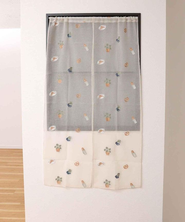 画像1: 出典：3COINS