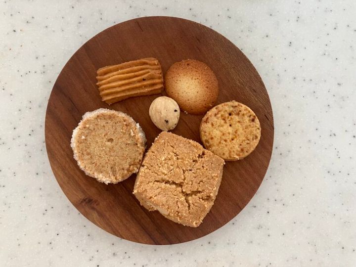 MERCIBAKE「夏のクッキー缶」