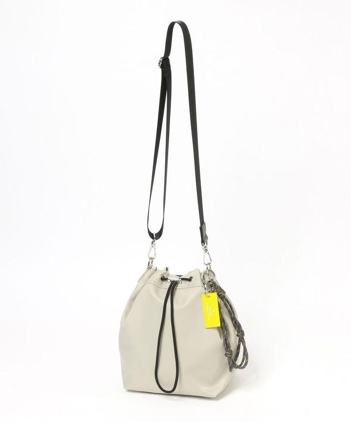 画像1: 出典：and ST