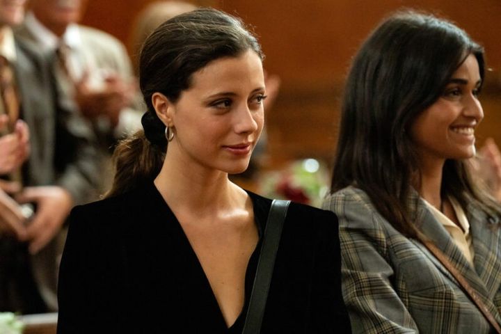 サンローランによる衣裳も見どころ。『パルテノペ ナポリの宝石』 ©2024 The Apartment Srl - Numero 10 Srl - Pathé Films - Piperfilm Srl @Glanni Fiorito