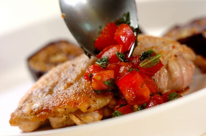 チキンソテー大葉トマトソースの作り方3