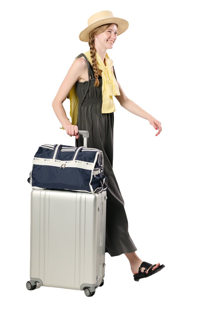 夏旅はバッグにもこだわって、全身オシャレに決めちゃおう【本日のFUDGE GIRL-8月25日】