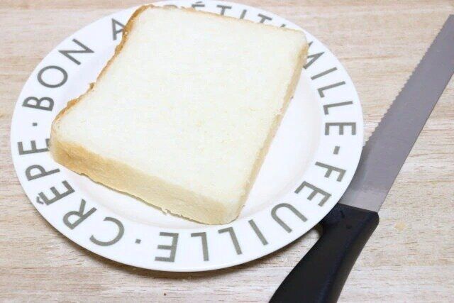 ダイソー パンスライサー