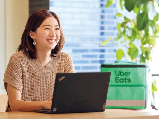 お仕事中の市川瑛子さん