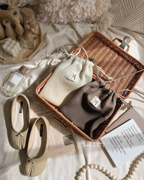 しまむら「ニット波巾着ショルダーバッグ」