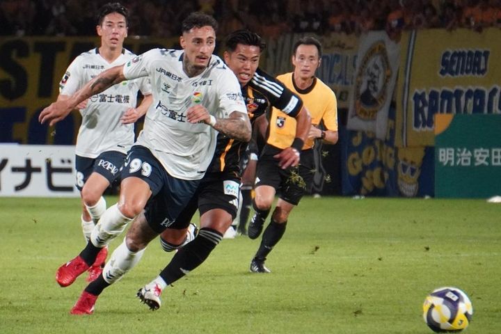 惜敗のジェフユナイテッド千葉…途中出場から存在感を見せたFWデリキ「残り11回の決勝戦を戦うつもりで」と巻き返し誓う