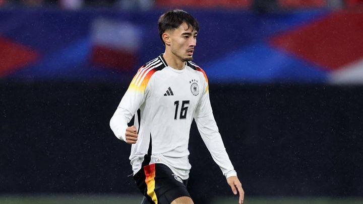 韓国代表、ドイツ出身のカストロプを初招集！ ホン・ミョンボ監督が理由を説明「非常にファイタータイプな選手」
