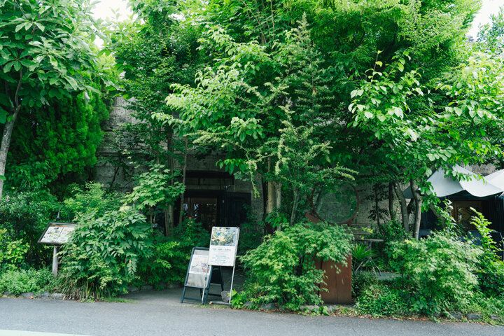 ゆったり石蔵空間で地元の野菜たっぷりの和食御膳を♪青梅のレストラン「繭蔵」