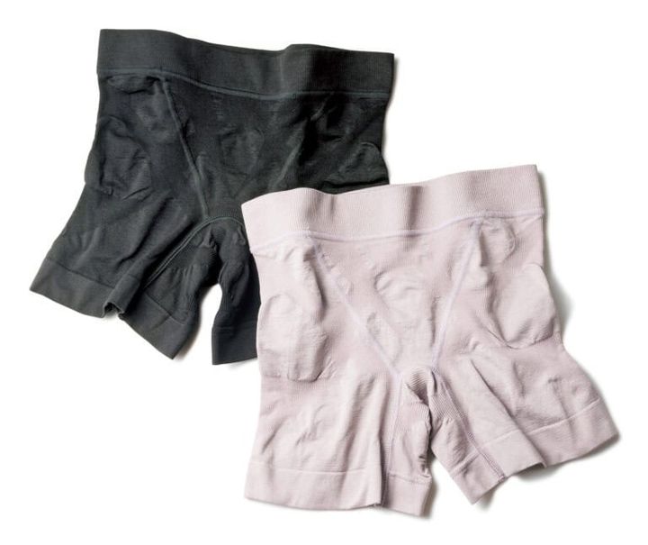 デリットテック（女性用）全2色¥7,800、マチつきタイプは1色展開 ¥7,900／ともにドクターイースト