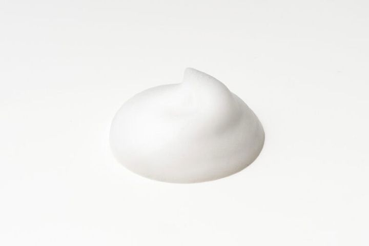 国内初！W殺菌成分配合のふわふわ泡