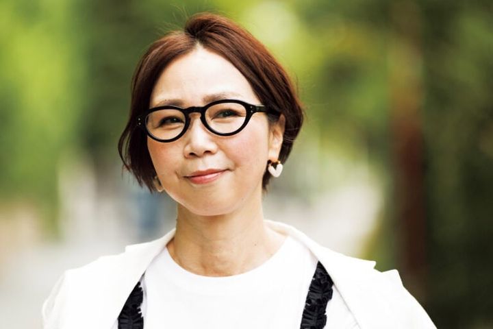 「コンティニュエ」で新調した「オリバー・ゴールドスミス」のメガネ