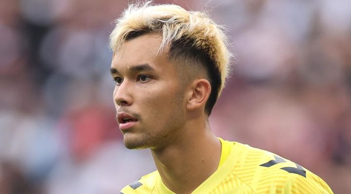 21歳GK長田澪、ブレーメン監督は擁護も「称賛に甘んじてはいけない」と現地紙 アーセナルから23歳GKがレンタル加入