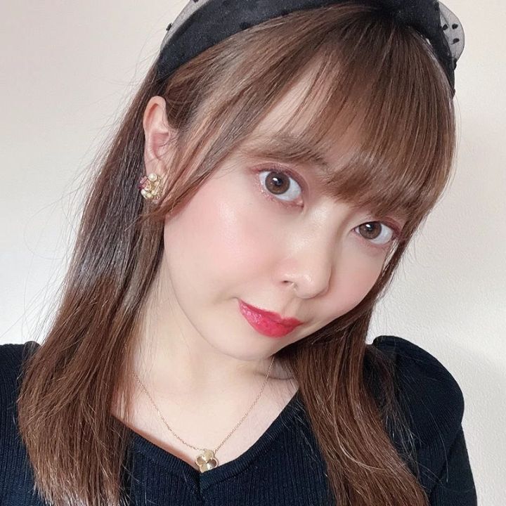 【KATE リップモンスター】イエベ春タイプに似合うのは？人気色をスウォッチ＆つけ比べ_5