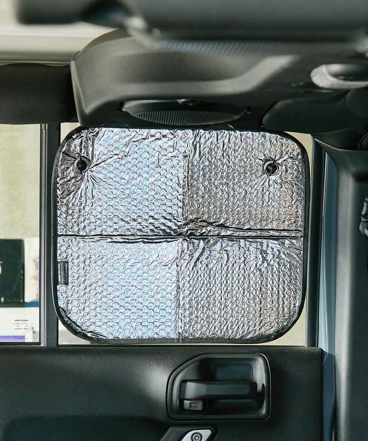 画像1: 出典：3COINS