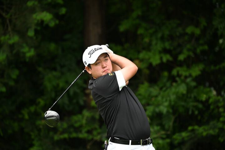 曲がらないドライバーショットのポイントは？男子プロのスイングを解説