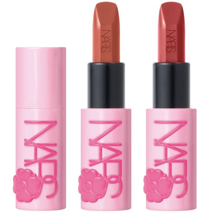 〈左から〉エクスプリシット リップスティック 811A、822A 各￥5,280（ともに9月12日より限定発売）