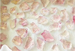 自由研究スイーツ「なぜおいしくなるんだろう？」宝石のようにキラキラの「琥珀糖」を作ってみよう！の画像5