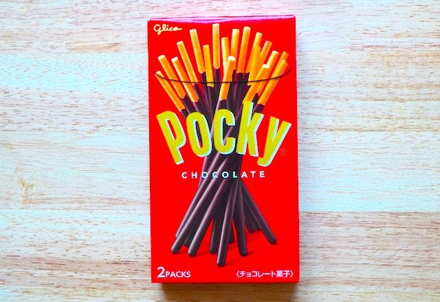 【新旧食べ比べ】ポッキーが10年ぶりにリニューアル！どこが変わった？おいしさを深掘りしてみた