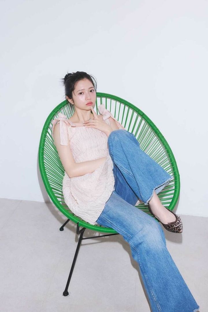 2025年トレンドデニム「フレア」｜Y2K感＆あざと可愛さをプラスするのが正解♡