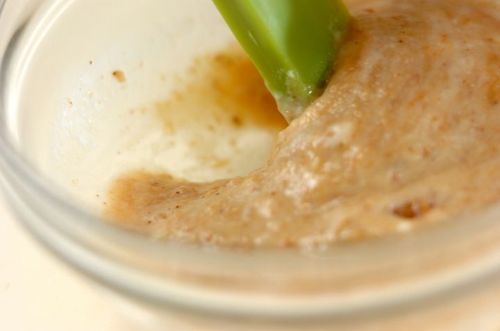 厚揚げとクルミのサラダの作り方2