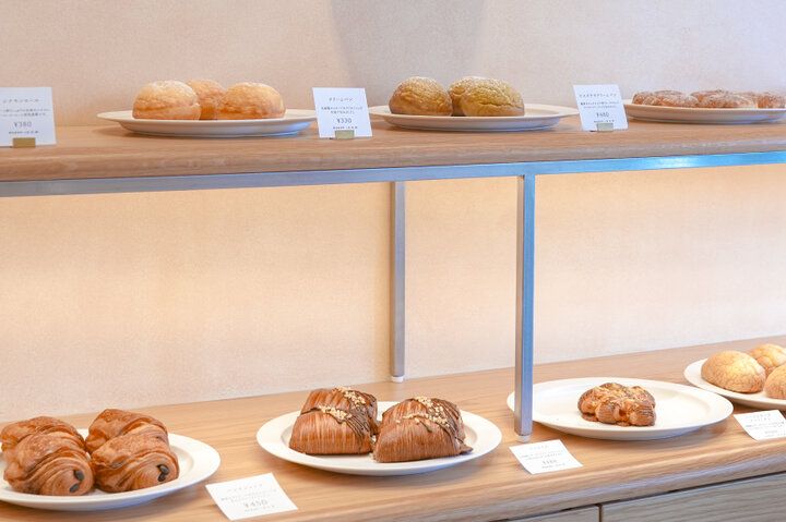 弁天町のフェリーターミナル跡地にオープンしたベーカリーカフェ「パンのフネ BALKEN」で朝食を