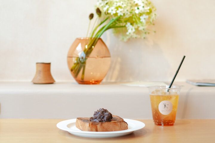 弁天町のフェリーターミナル跡地にオープンしたベーカリーカフェ「パンのフネ BALKEN」で朝食を