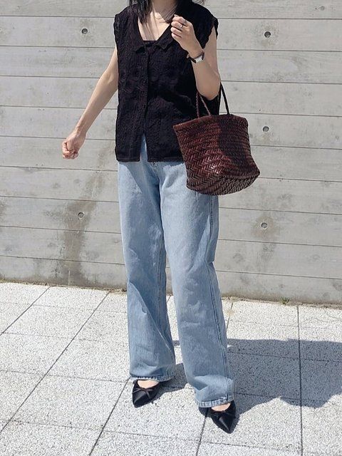 黒ブラウスコーデ2