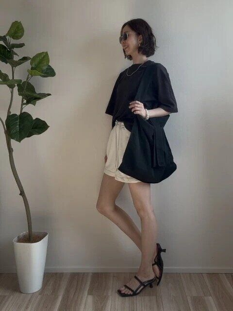 2025gu女性おすすめスウェットショートパンツお手本コーデ