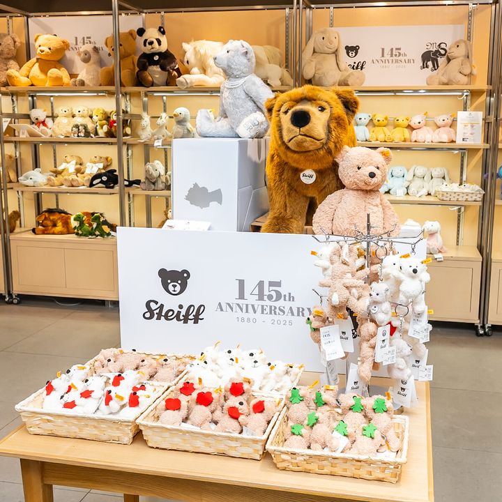 シュタイフ145周年