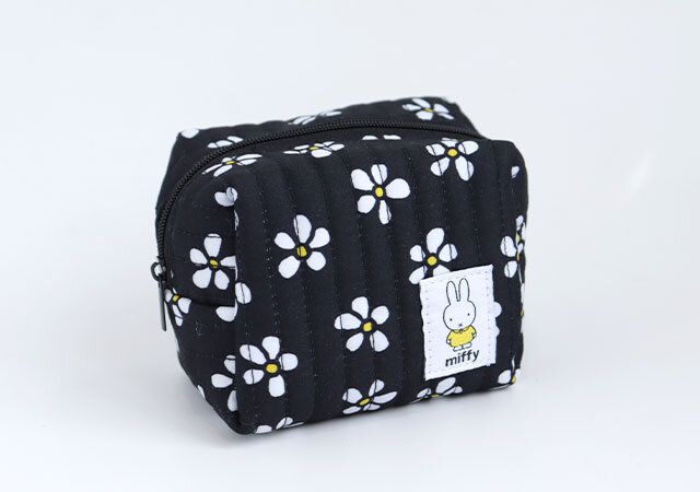 ミッフィーキルティングポーチブラック