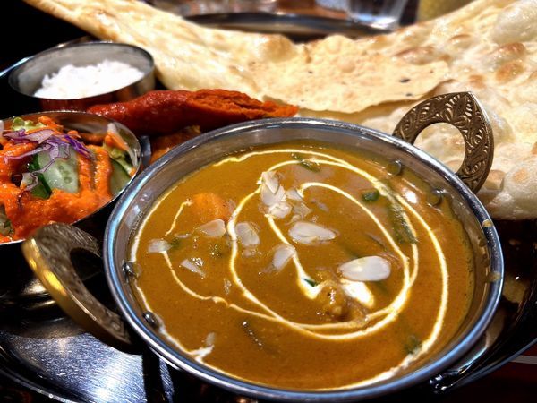 志免町「タージマハル」インドカレーのレディースセット