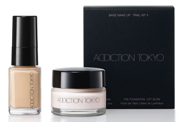 ベースメイクアップ トライアルキット II 限定3種 各￥4,950（9月5日より限定発売） ※セット内容／ザ ファンデーション リフト グロウ SPF20・PA++ 10ml（色は003、006、008より1色選択）、デイクリーム SPF15・PA++ 20g