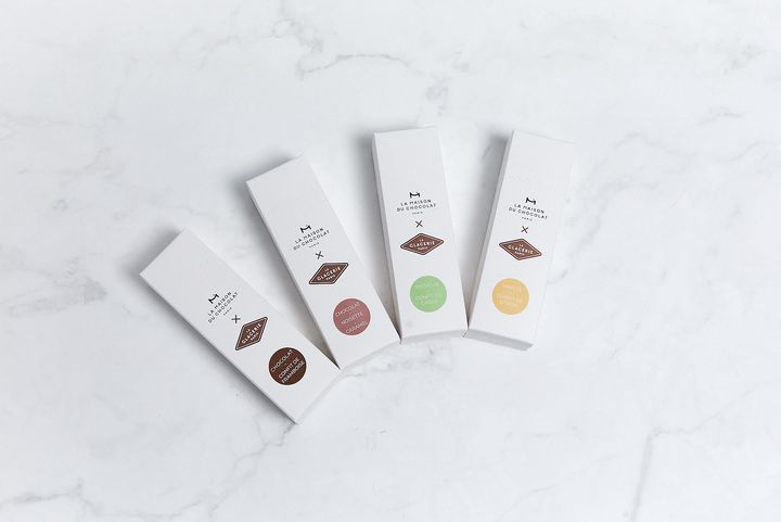 「バー グラッセ」4個詰合せ ¥4,644。フレーバーは、ショコラ＆フランボワーズ、ピスタッシュ＆カシス、ヴァニーユ＆シトロン、ショコラ-ノワゼット＆キャラメルの全4種。