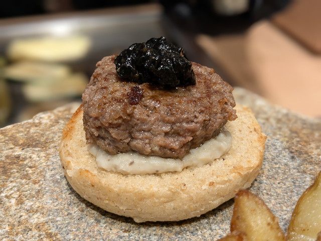 ハンバーグと牛タンとお米 神戸赤ふじ