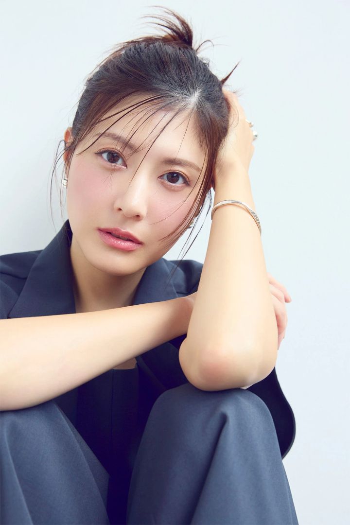 マキア 佐藤ありさ モデル メイク アイメイク デカ目